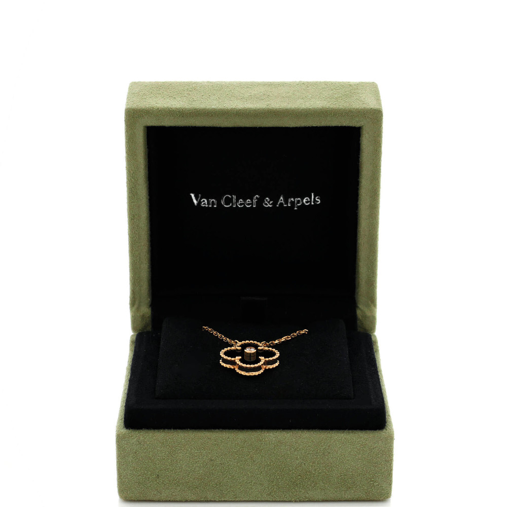 Van Cleef & Arpels Vintage Alhambra Pendant Necklace - Picture 2 of 4